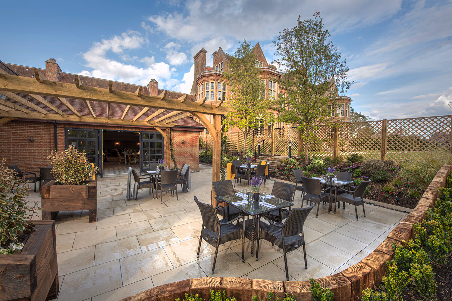 Photo of Horwood House, The Manor Lounge