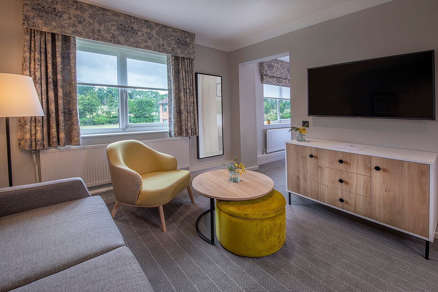 Photo of Horwood House, The Manor Lounge
