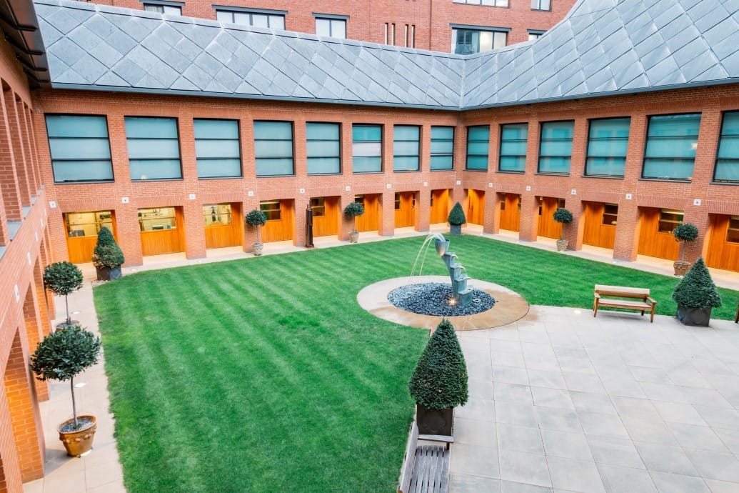 Photo of Haberdashers' Hall, Livery Hall