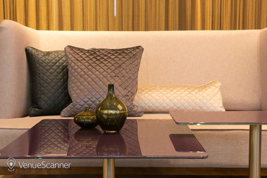 Main Bar, Two Ruba photo #3