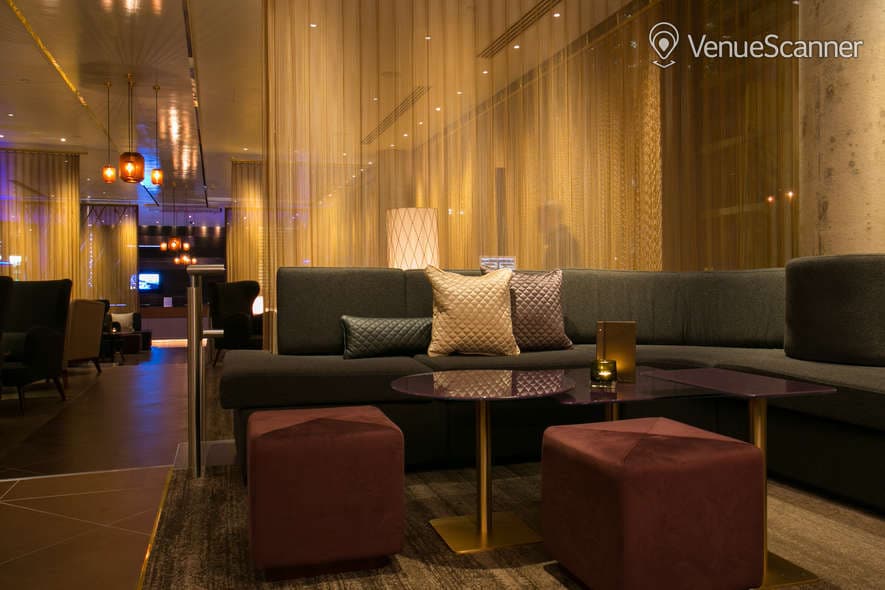 Main Bar, Two Ruba photo #2