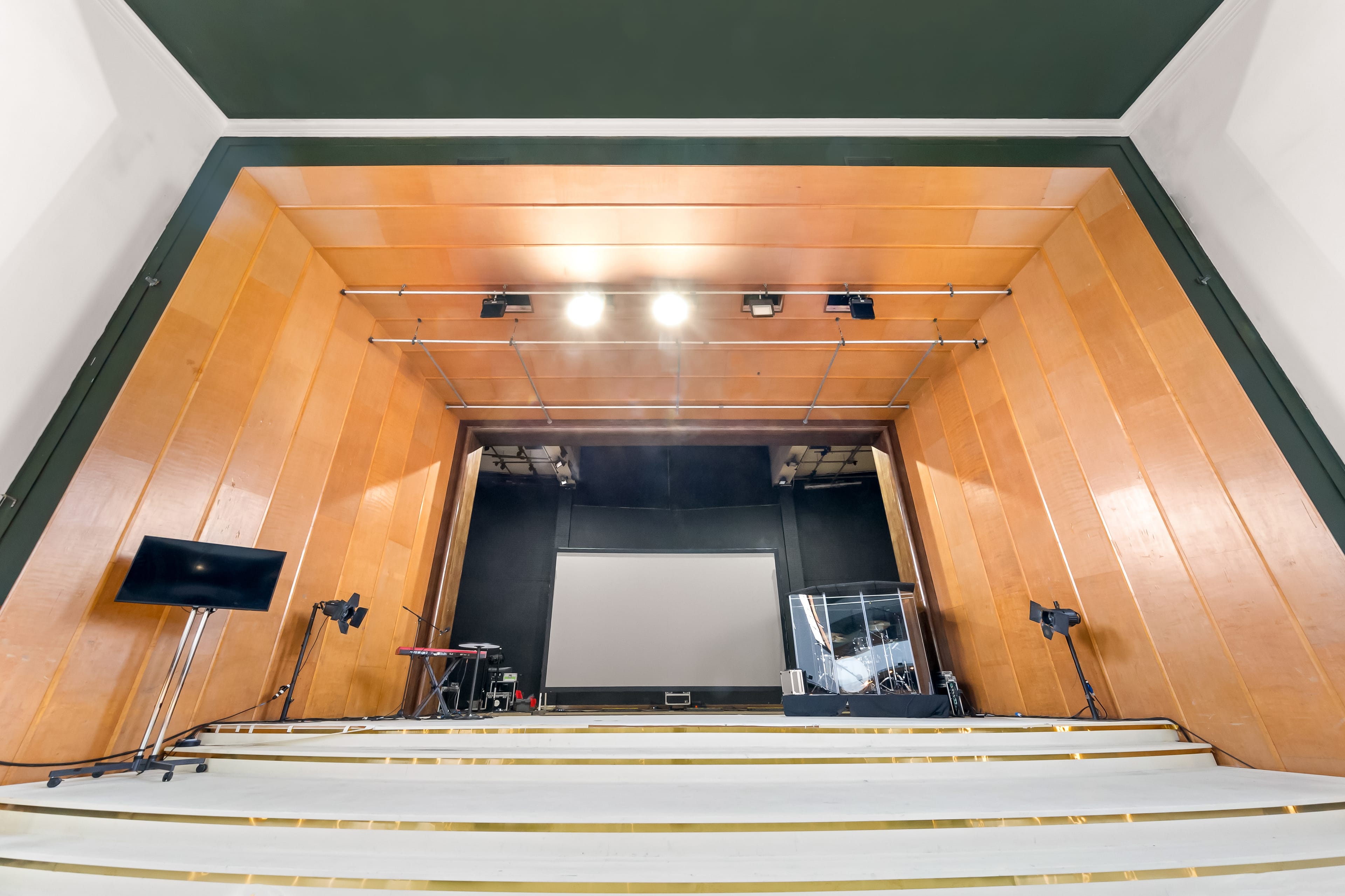 Photo of Greenwich Borough Hall, The Auditorium