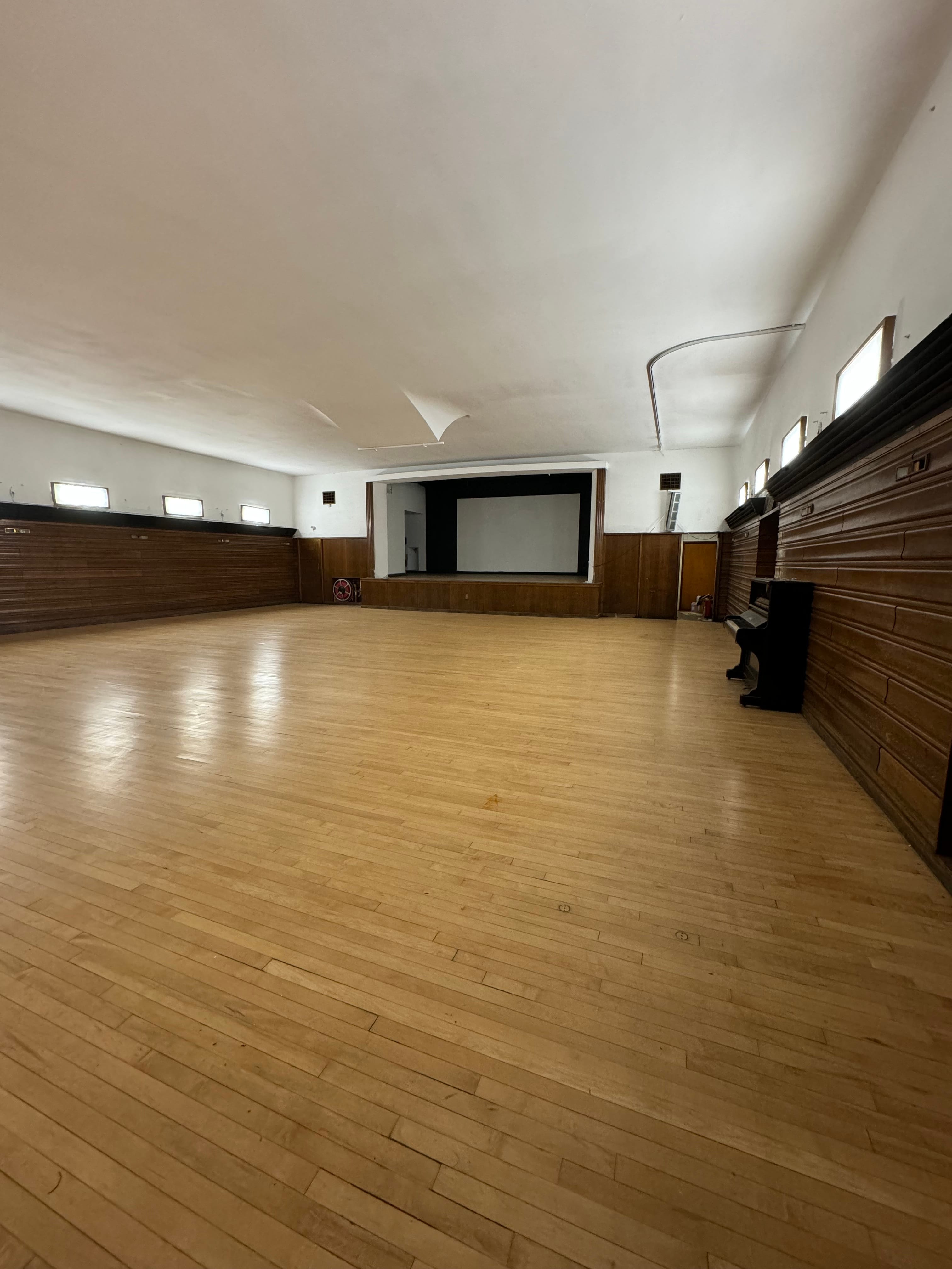 Photo of Greenwich Borough Hall, Minor Hall