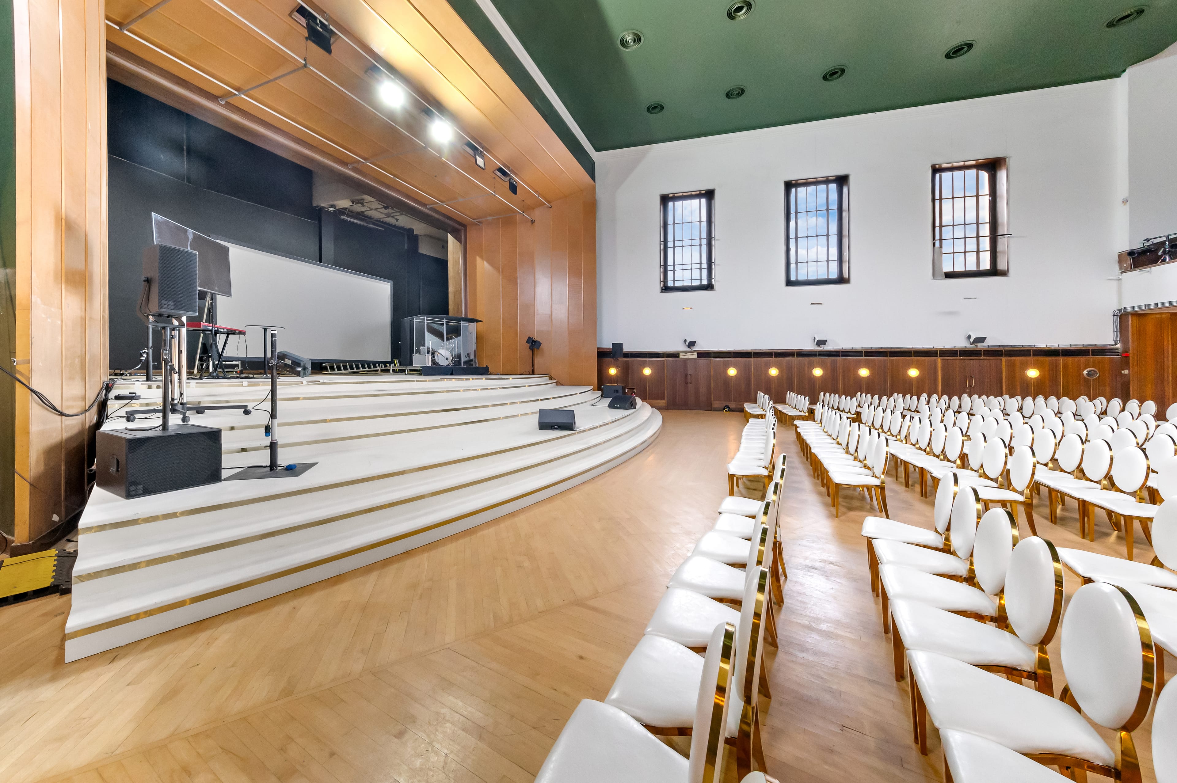 Photo of Greenwich Borough Hall, The Auditorium