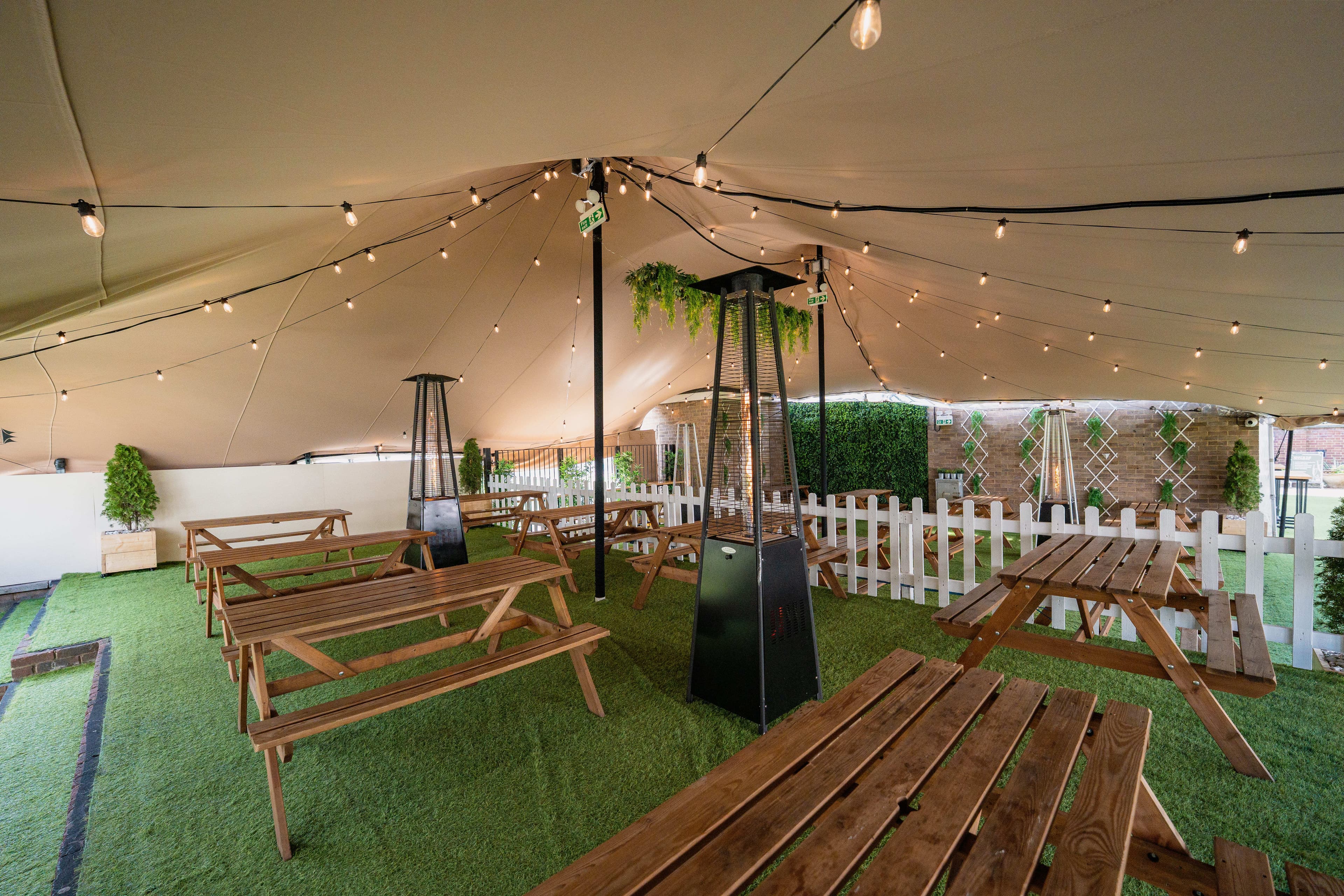 General Enquiries, Finsbury Square Garden Bar photo #7
