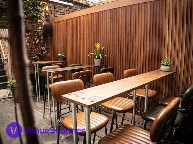 Roland's, Leeds, The Courtyard photo #3