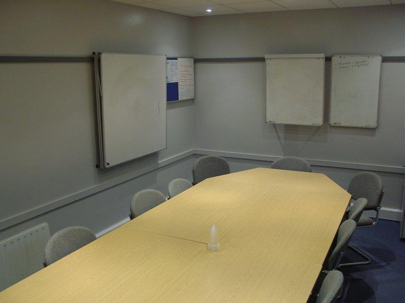 Alford House, Meeting Room photo #0