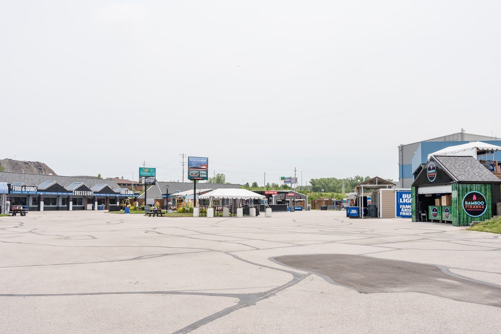 Photo of Hollywood Casino Amphitheater St. Louis, North Plaza