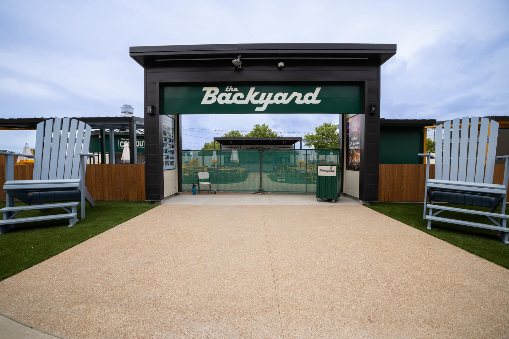 The Backyard, Hollywood Casino Amphitheater St. Louis photo #2