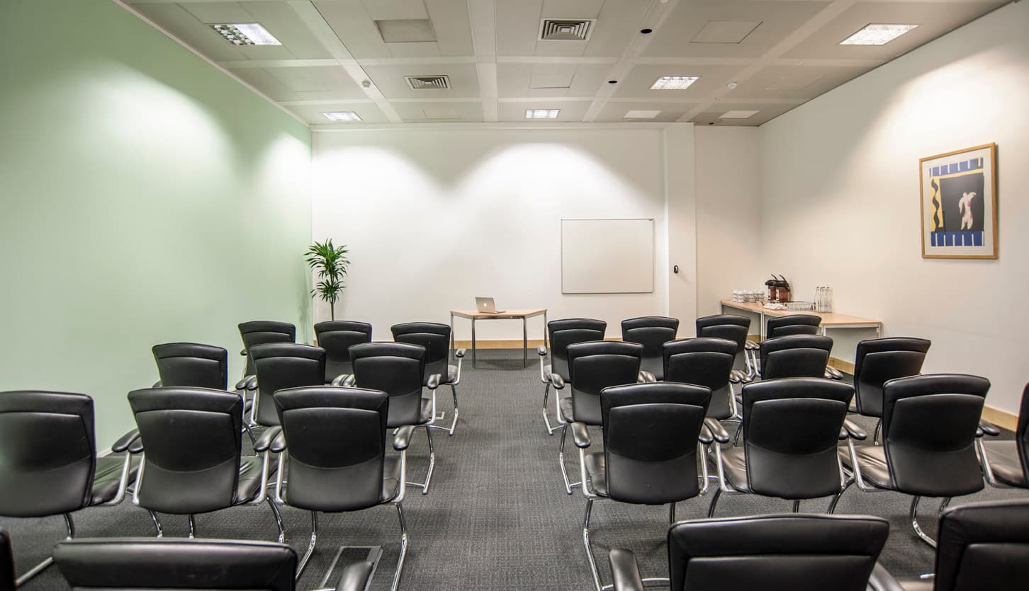 Tana, Regus Heathrow Stockley Park photo #1
