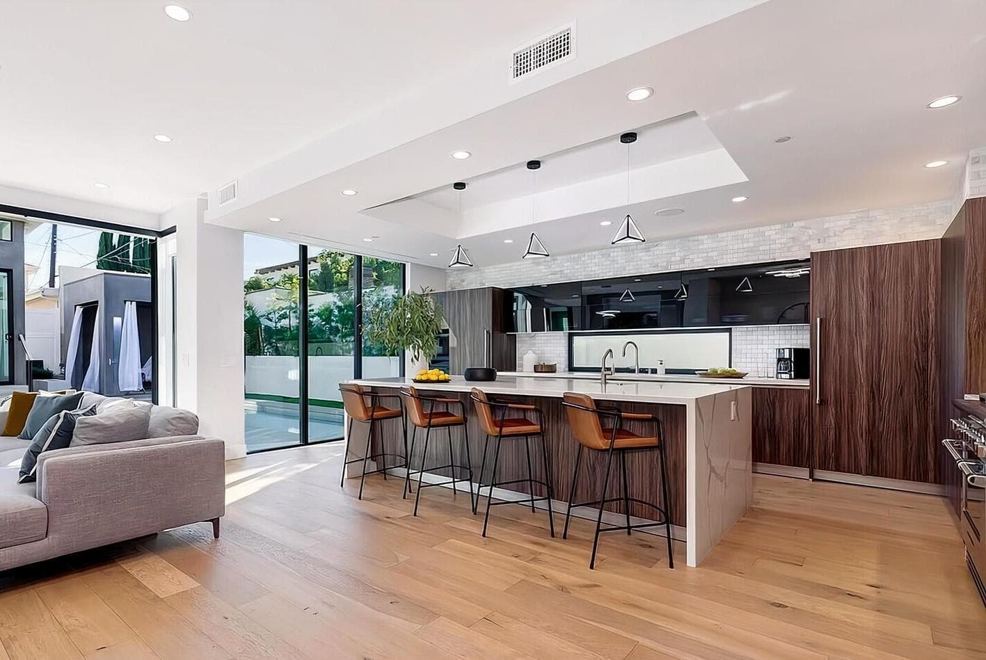 Whole Venue, 3-Story Modern Villa photo #1