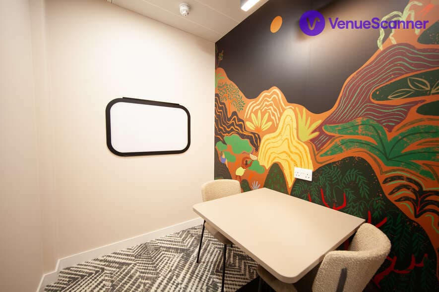 Brooke, Runway East Bloomsbury photo #1