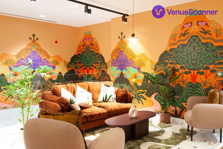 Runway East Bloomsbury photo #3