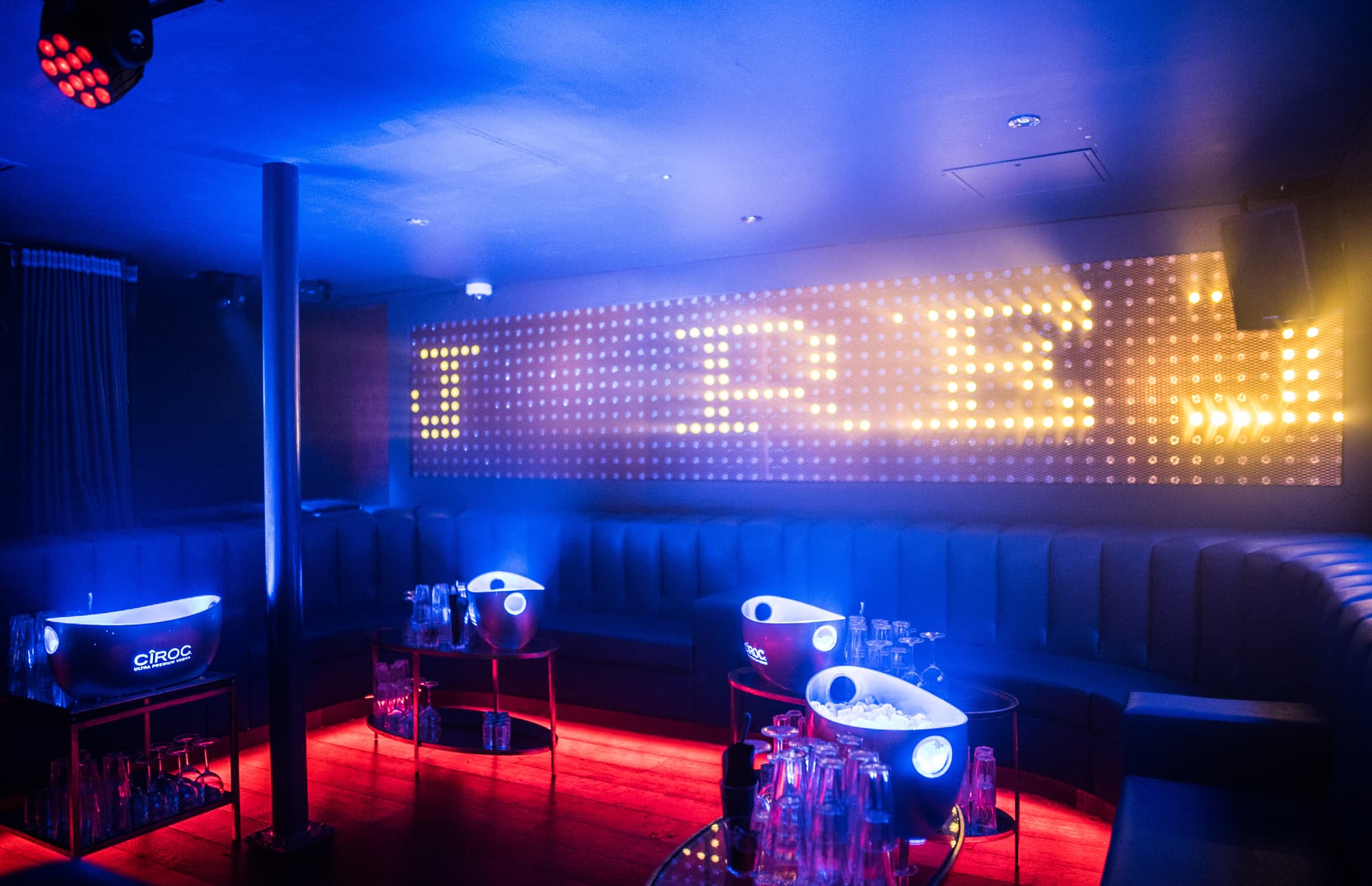 Christmas At The London Reign Showclub, Main Club photo #2