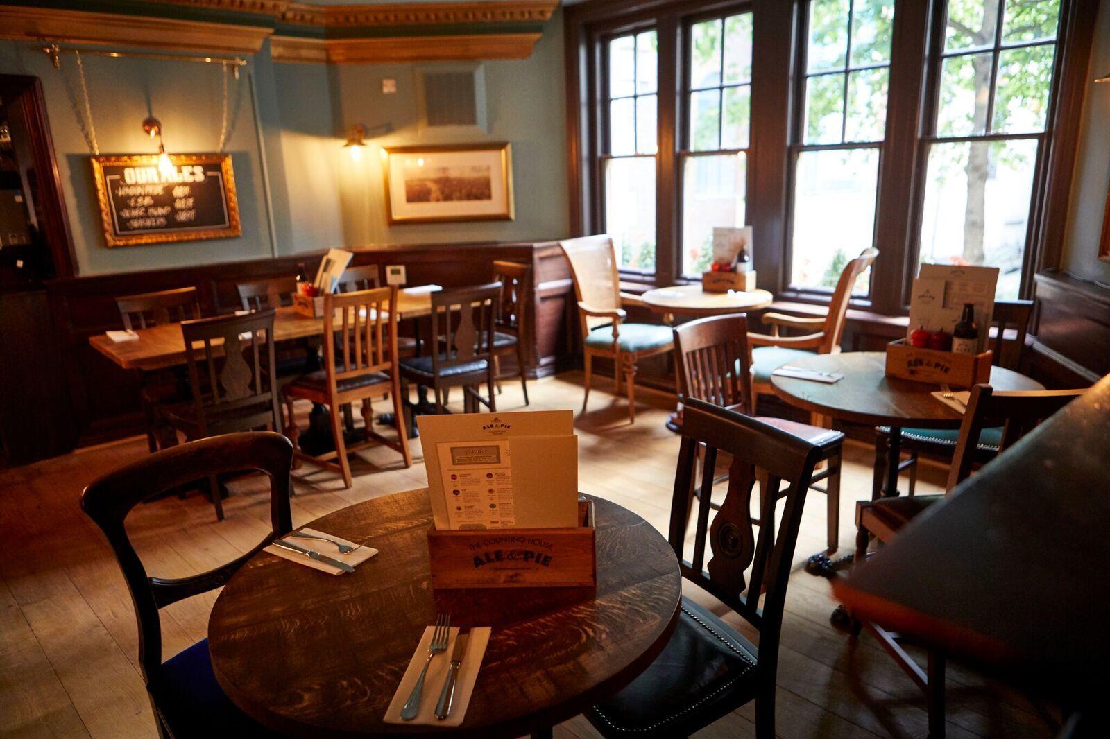 The Counting House, Gallery Room photo #3
