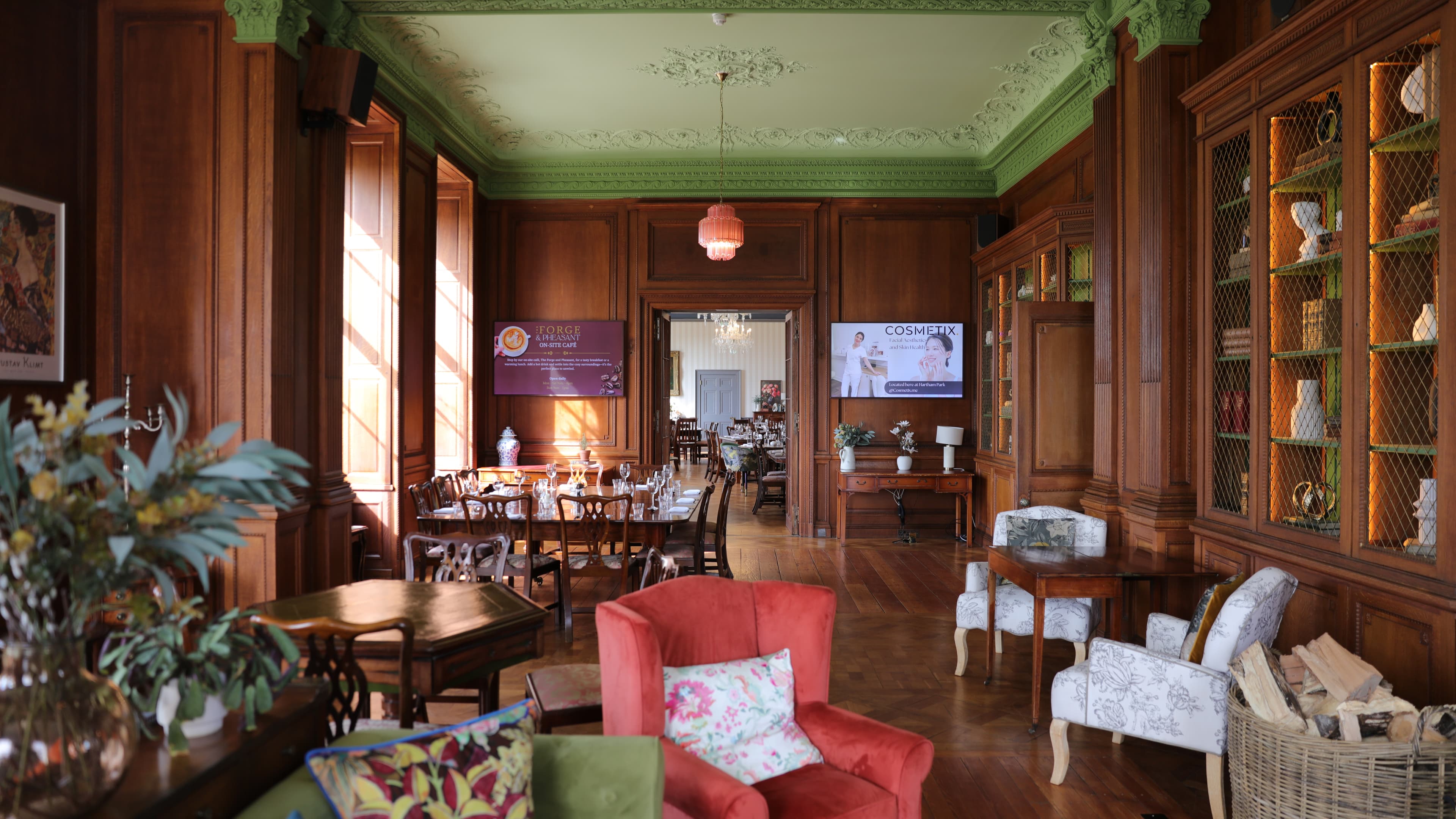 Enfilade, Hartham Park Estate photo #6
