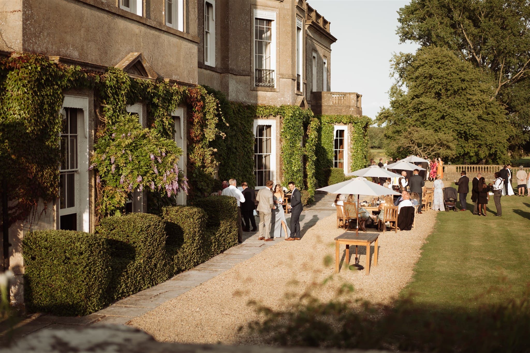 Rose Garden, Hartham Park Estate photo #2