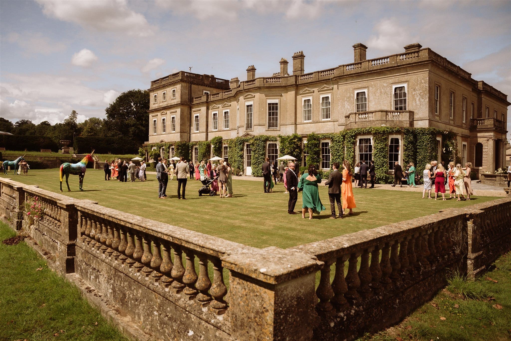 Rose Garden, Hartham Park Estate photo #1