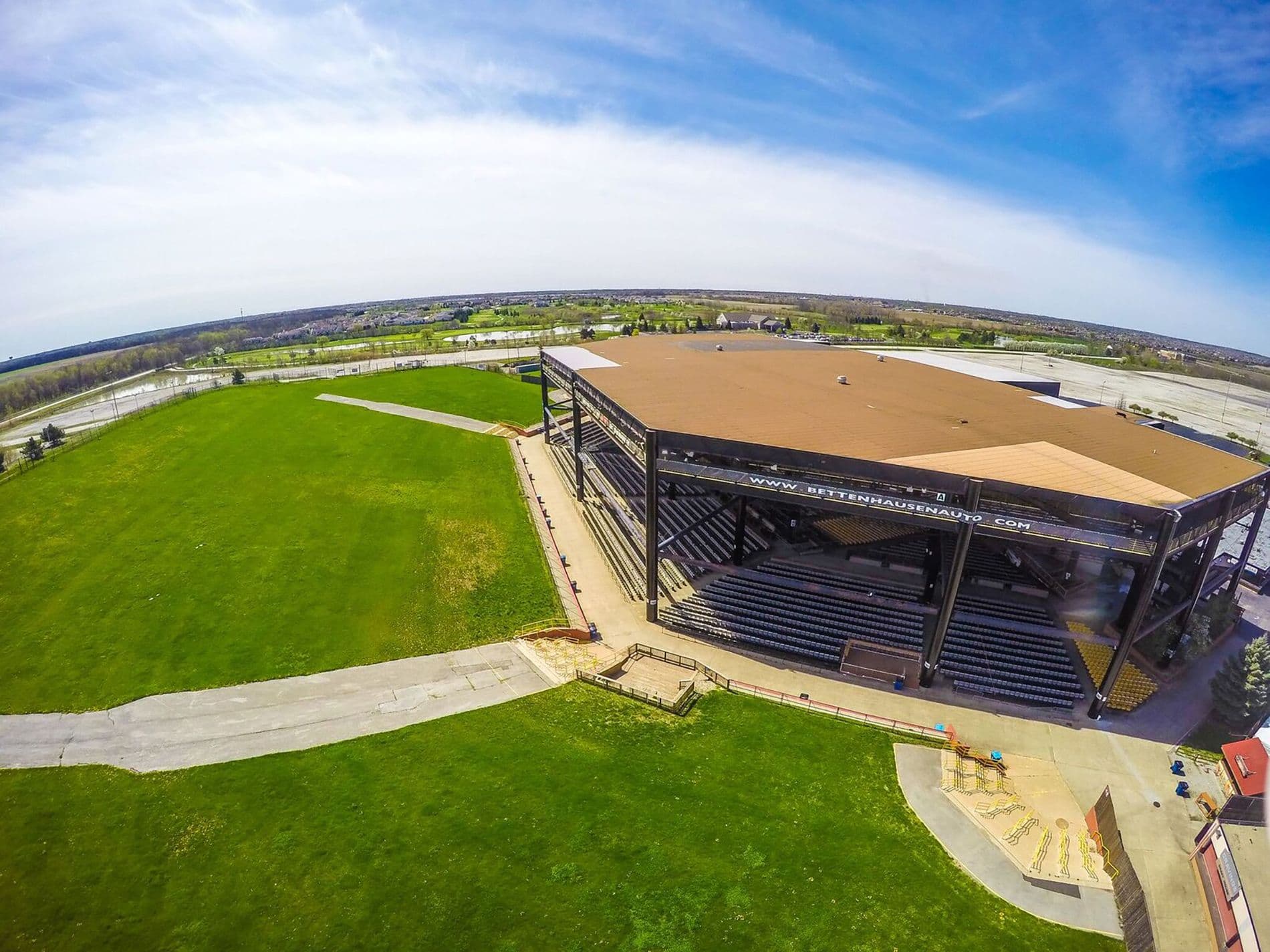 Stage, Credit Union 1 Amphitheatre photo #2
