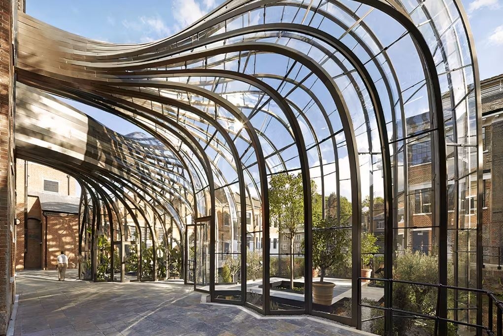 Photo of Bombay Sapphire Distillery, The Glasshouses