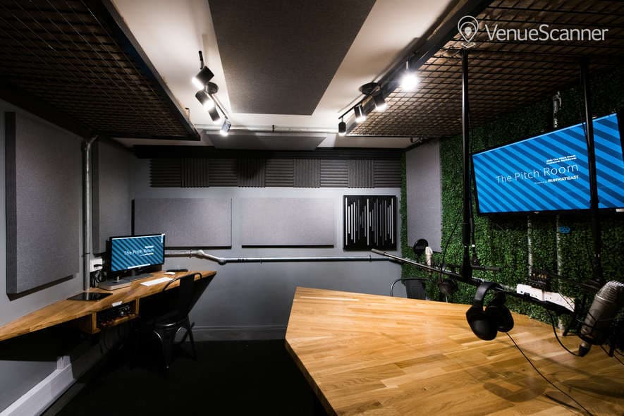 The Pitch Room, Runway East Soho photo #1