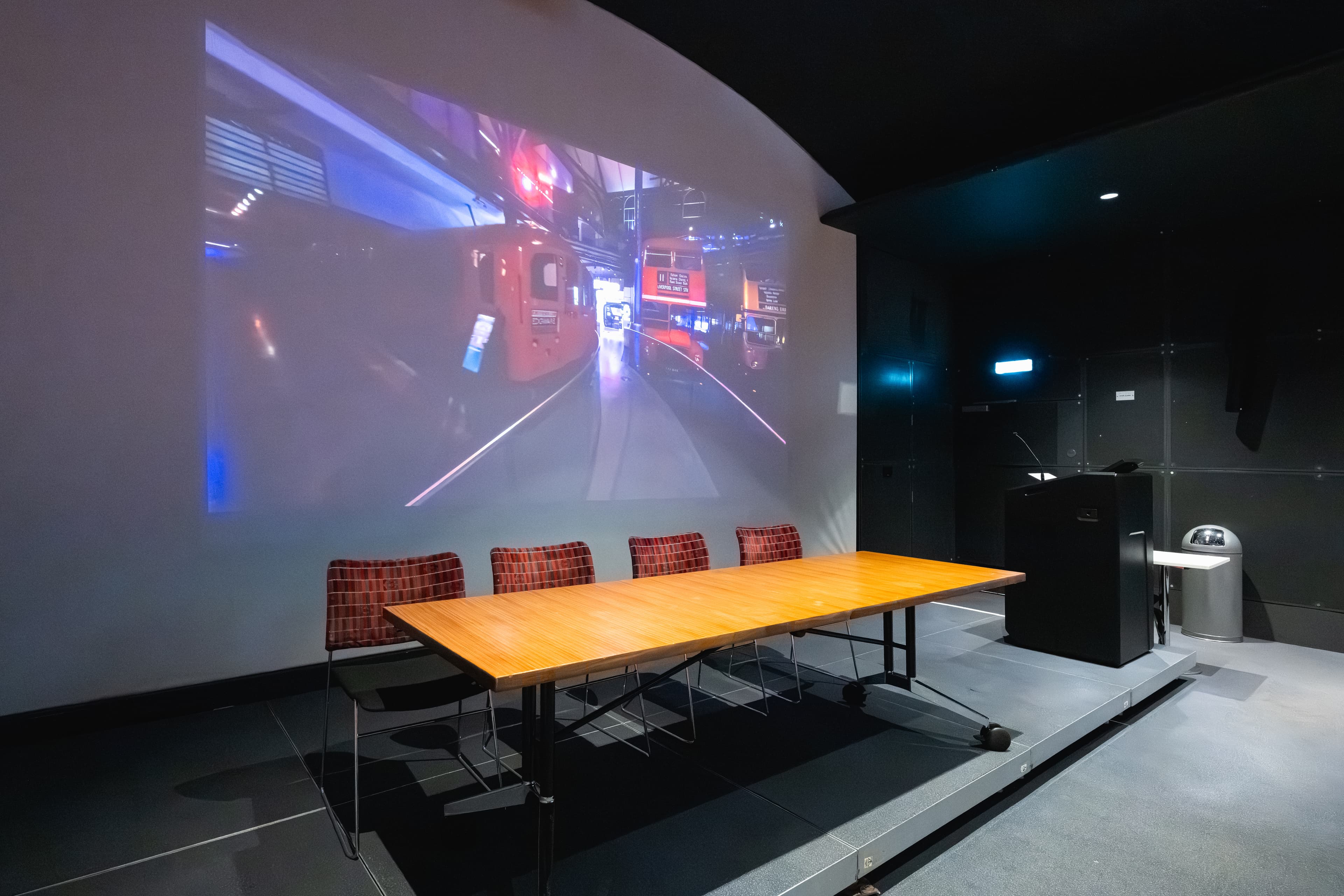 Cubic Theatre, London Transport Museum photo #4