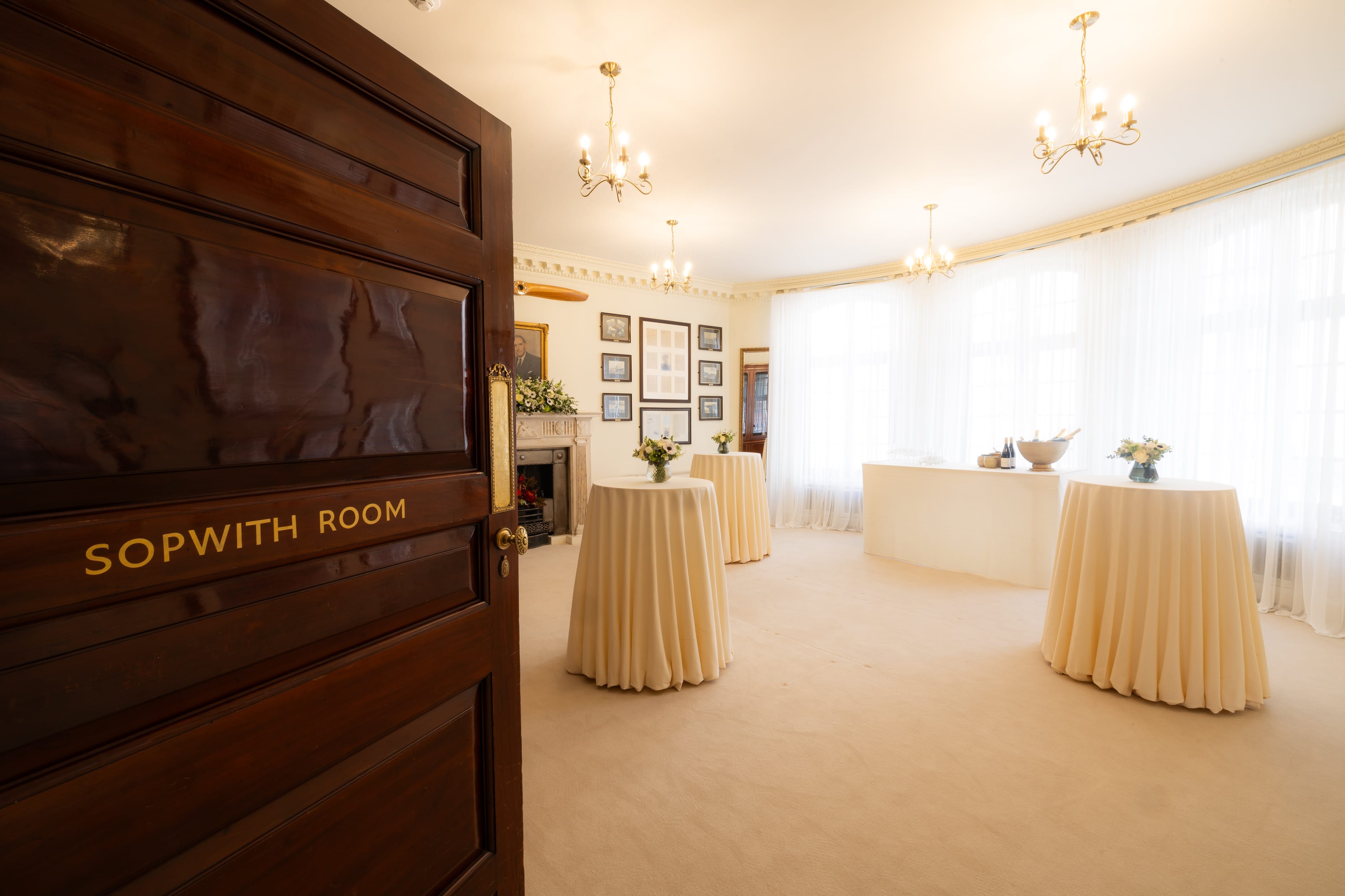 Photo of No 4 Hamilton Place, Sopwith Room