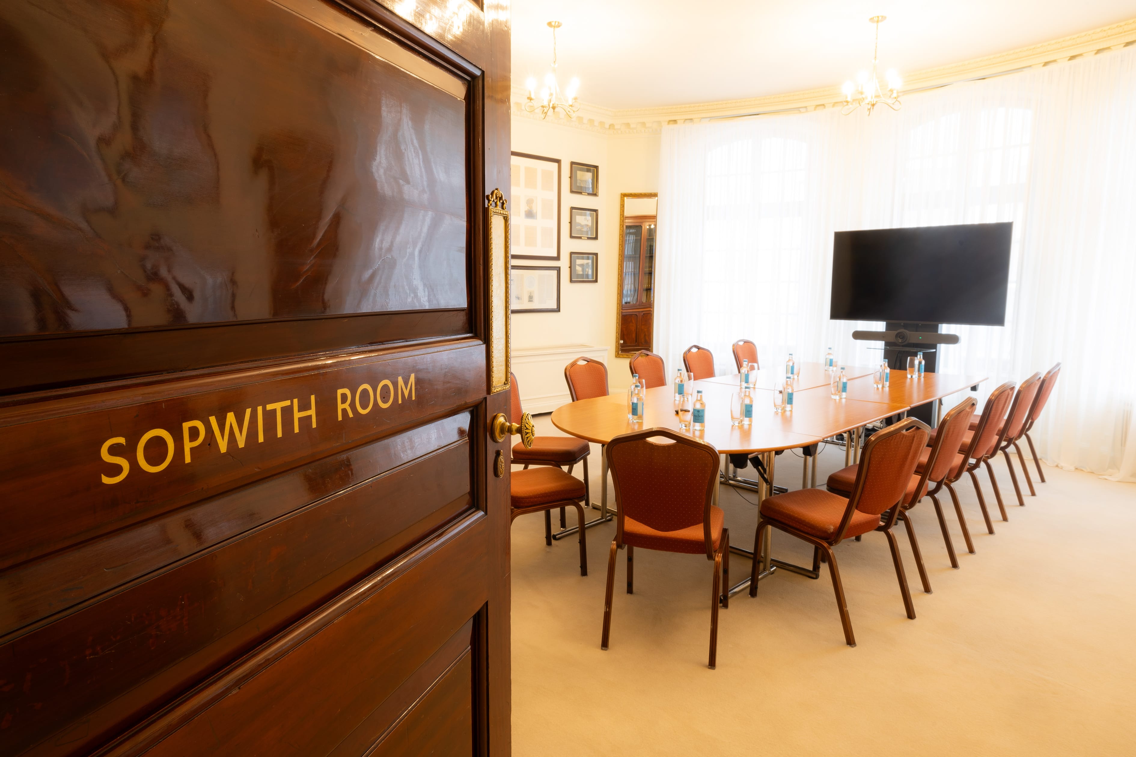 Photo of No 4 Hamilton Place, Sopwith Room