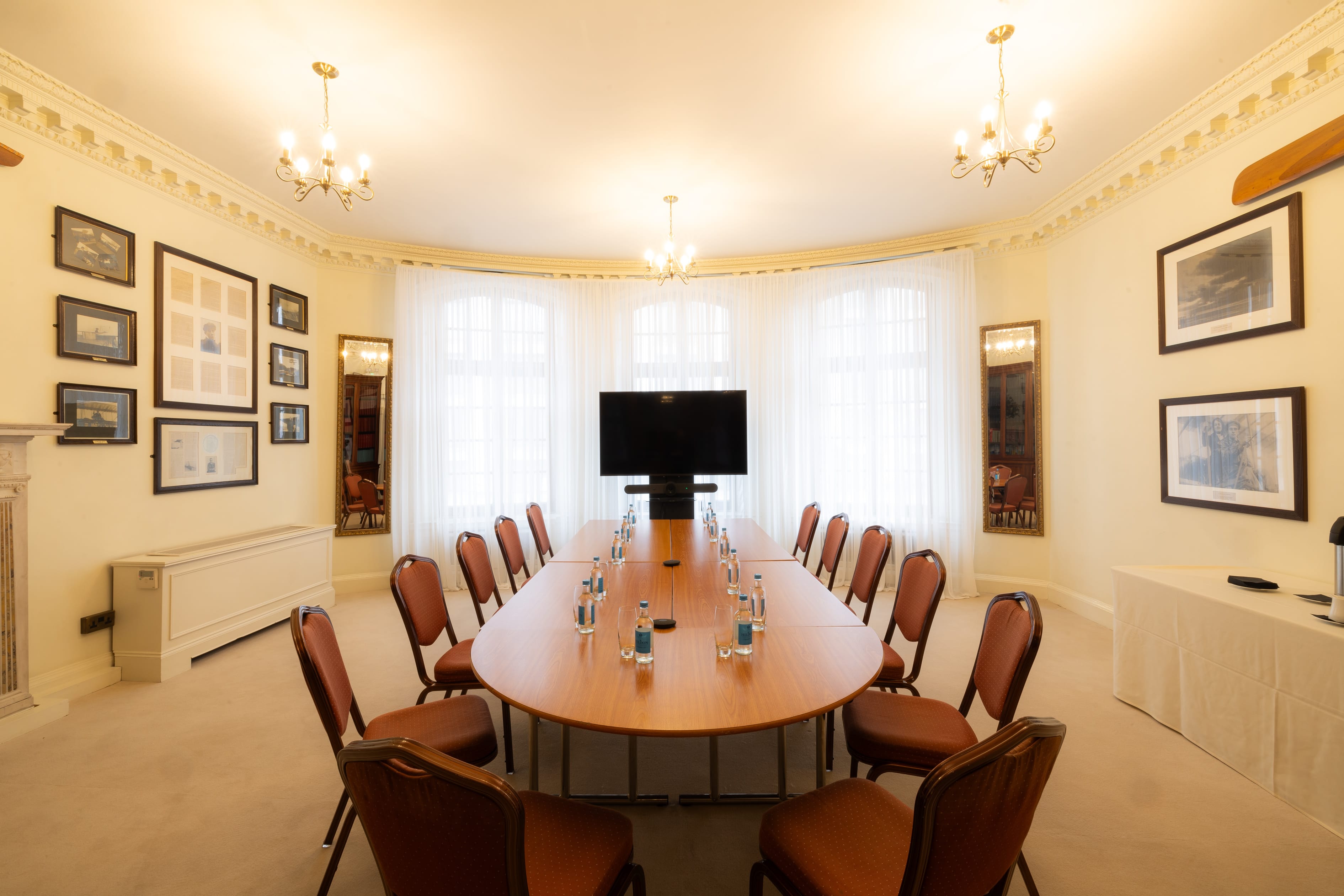 Photo of No 4 Hamilton Place, Sopwith Room