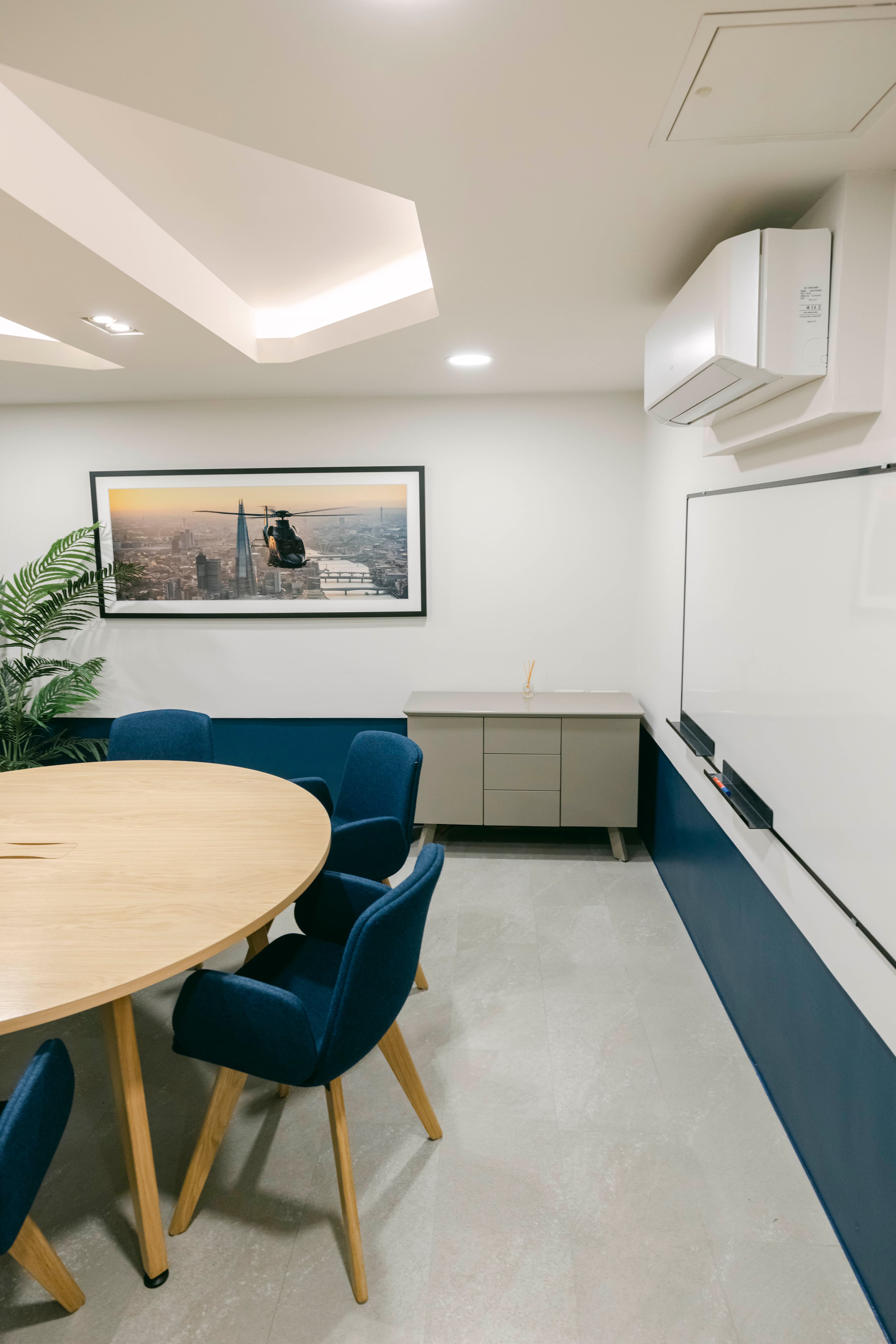 No 4 Hamilton Place, McAlpine Room photo #2