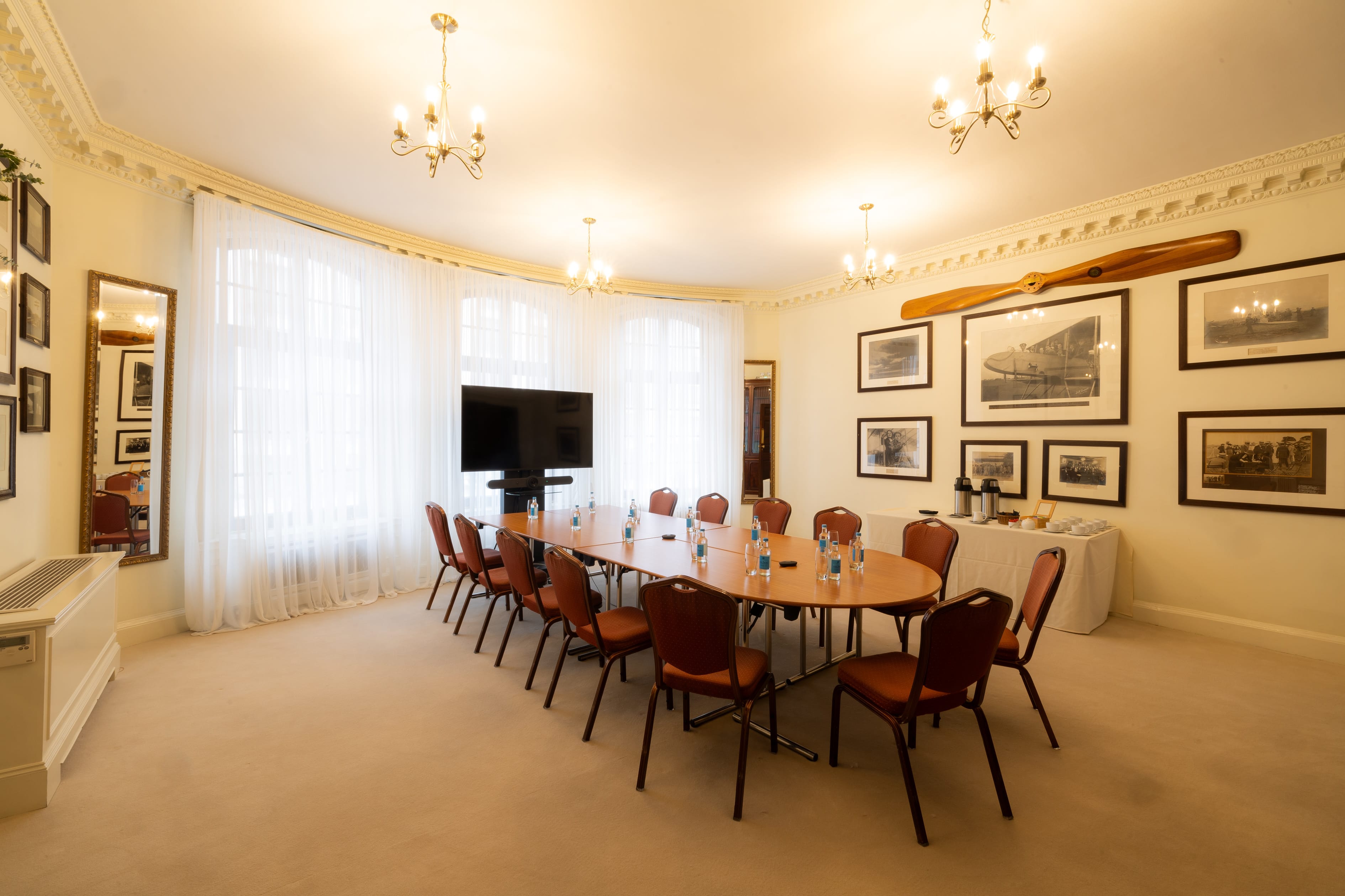 Photo of No 4 Hamilton Place, Sopwith Room