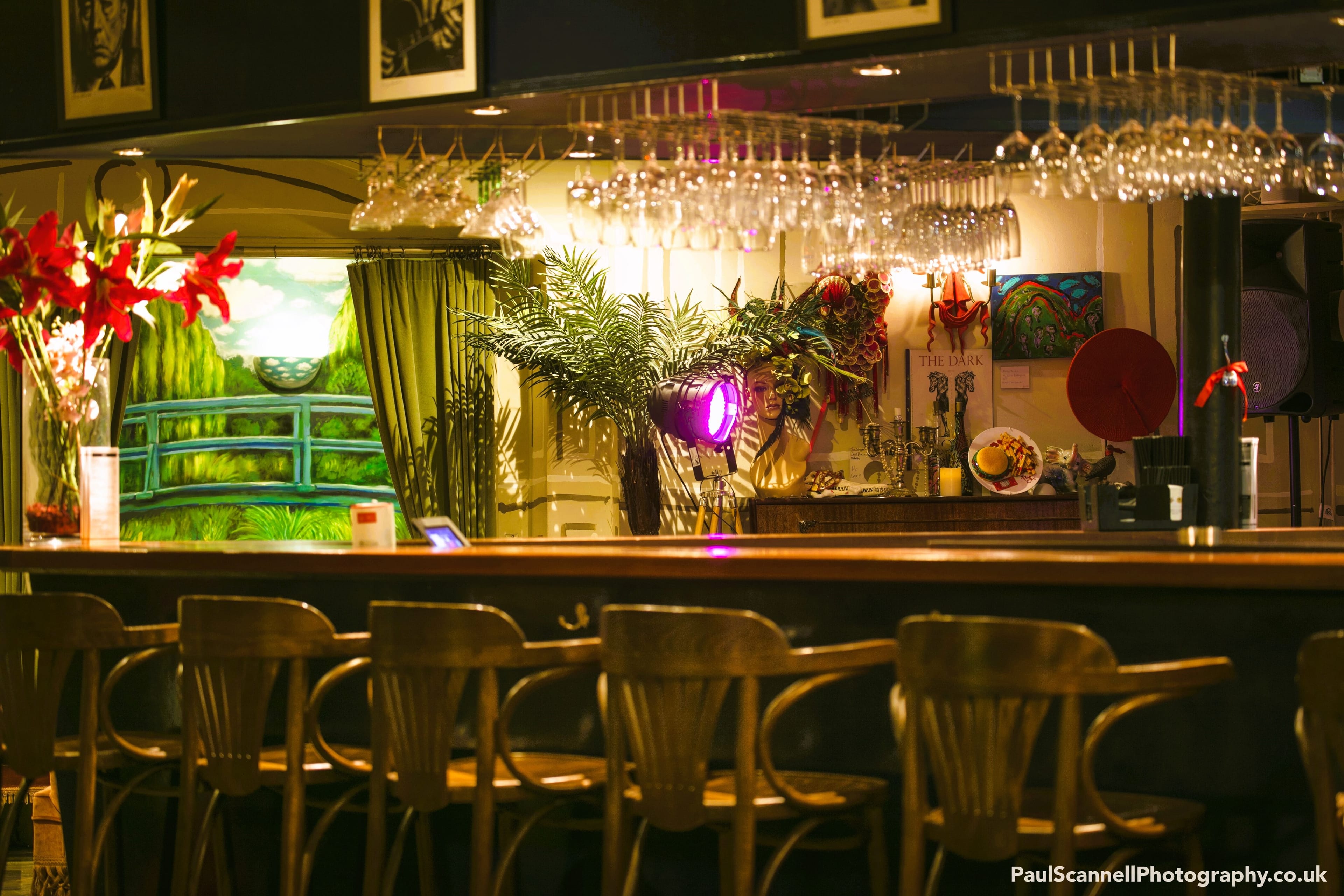 Photo of Vout-O-Reenee's