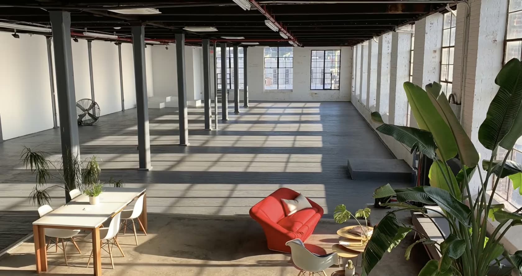 Please Studio, Please Space photo #3