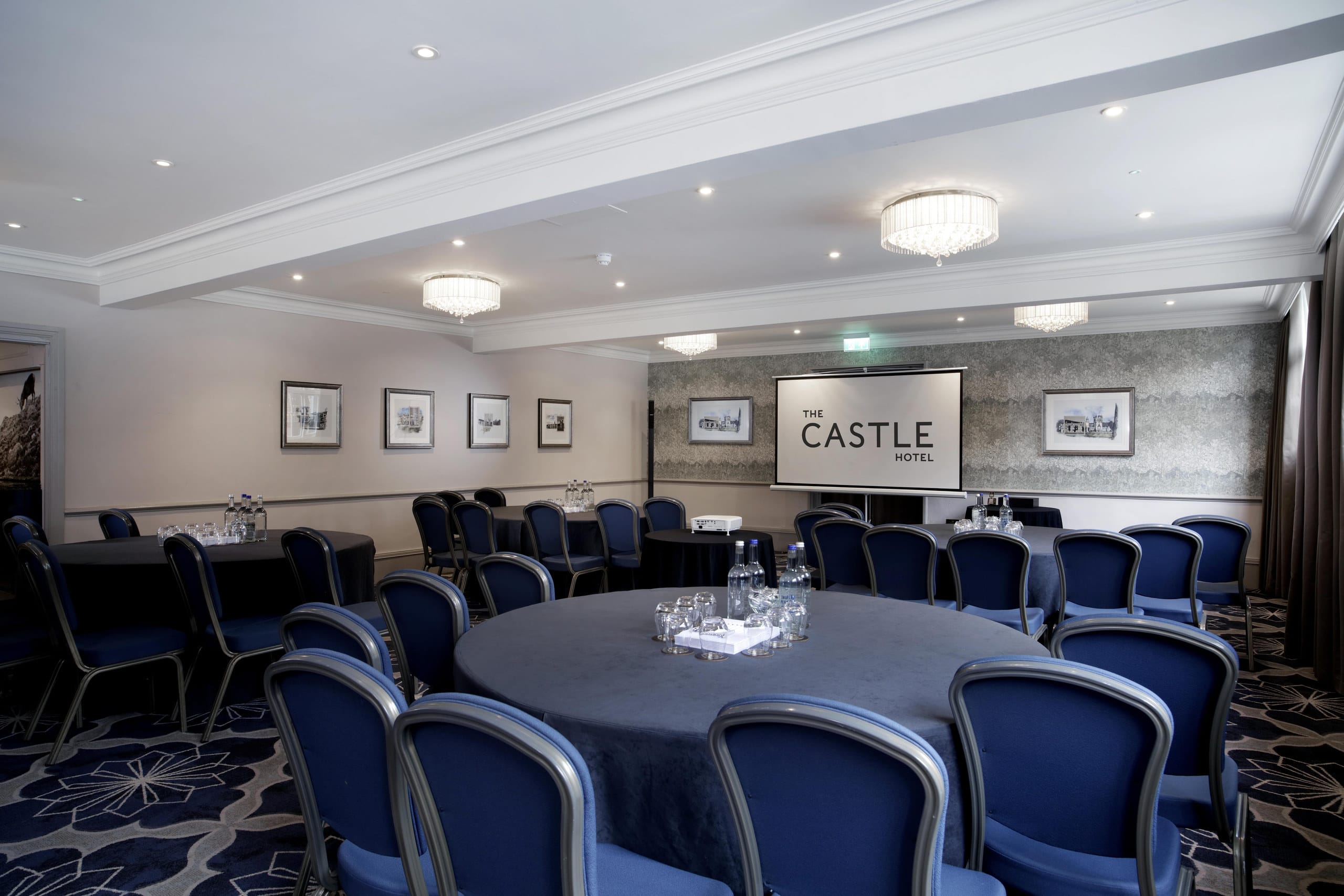 Photo of Castle Hotel, Windsor, Warwick Suite