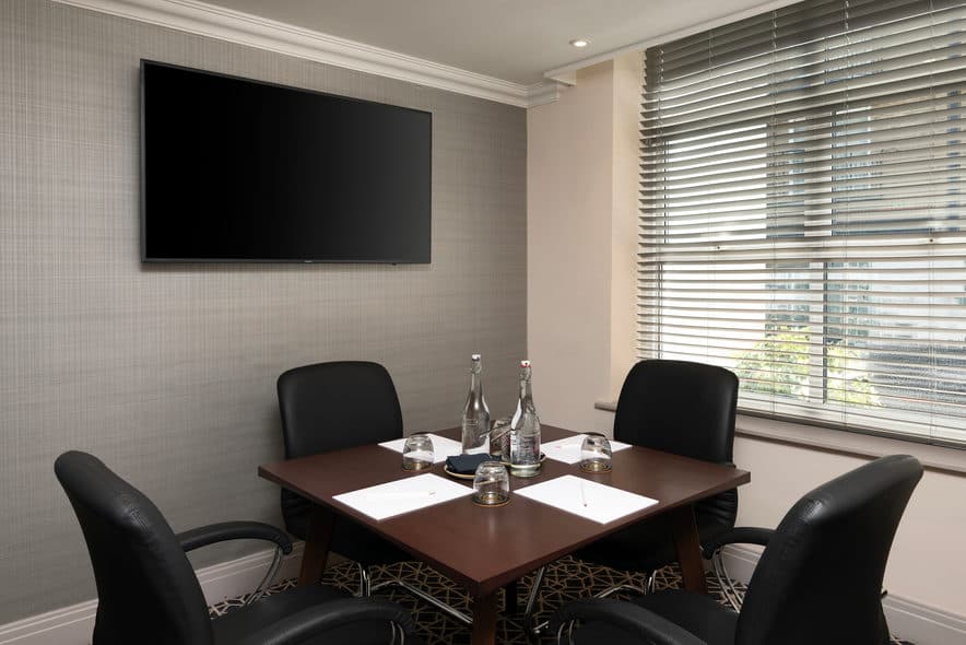 Hampton Suite