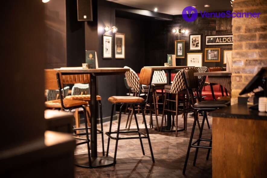 Trinity Bell, The Parlour photo #3