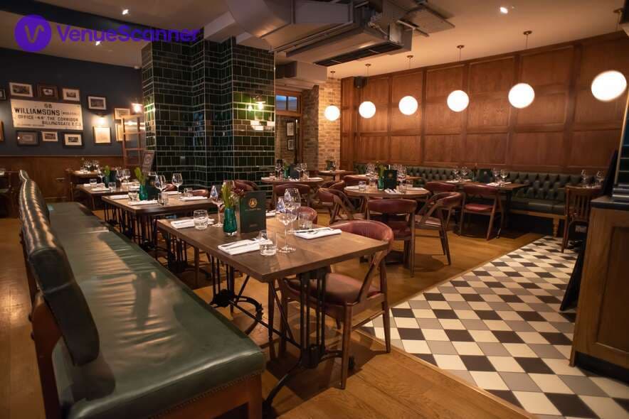 Main Bar, Trinity Bell photo #3