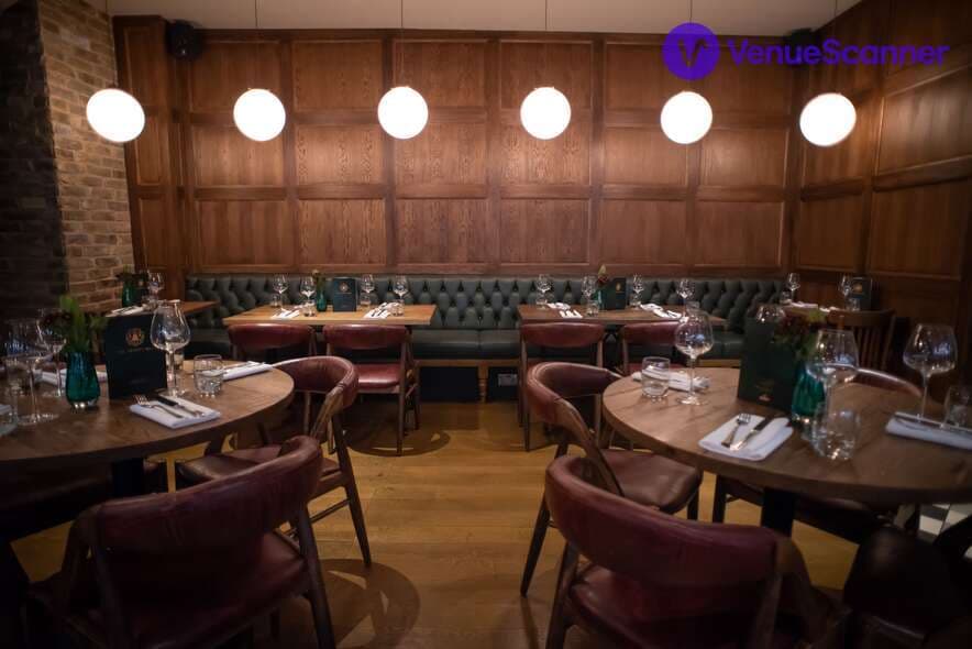 Main Bar, Trinity Bell photo #2