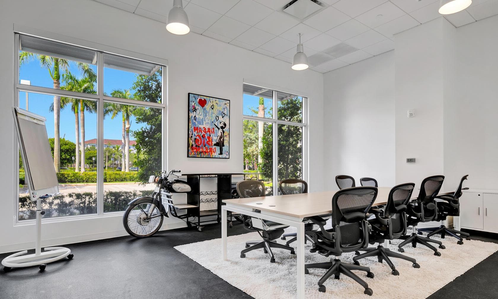 Trendy Medium Conference Room
