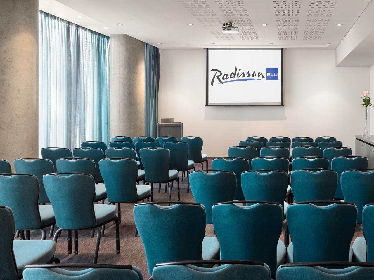 Photo of Radisson Blu Hotel, Birmingham, Lunar Suite