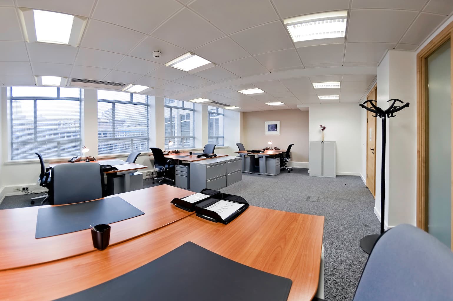Lincolnshire, Regus Manchester Peter House photo #1
