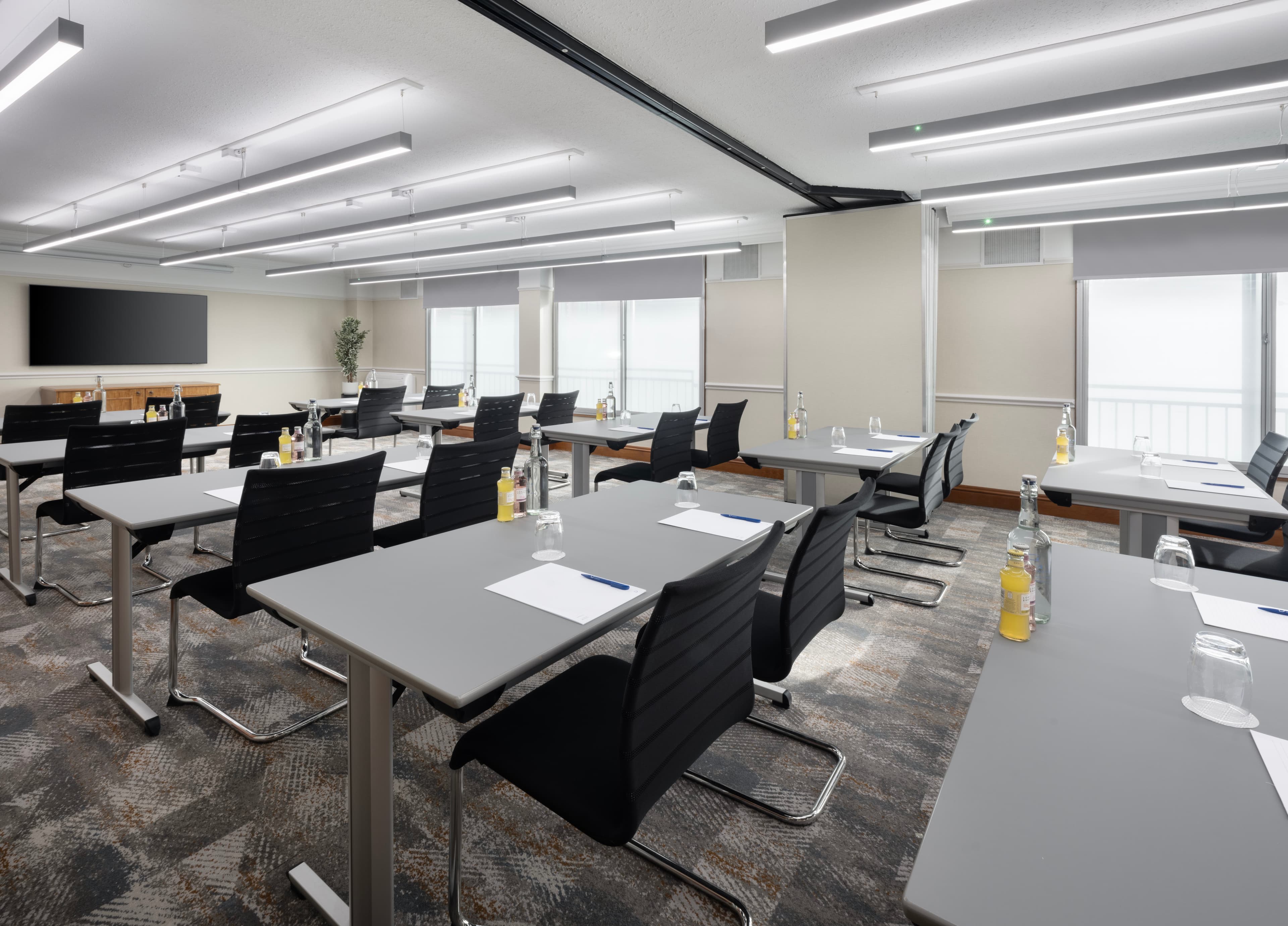 Datchet Suite, Delta Hotels By Marriott Heathrow Windsor photo #1