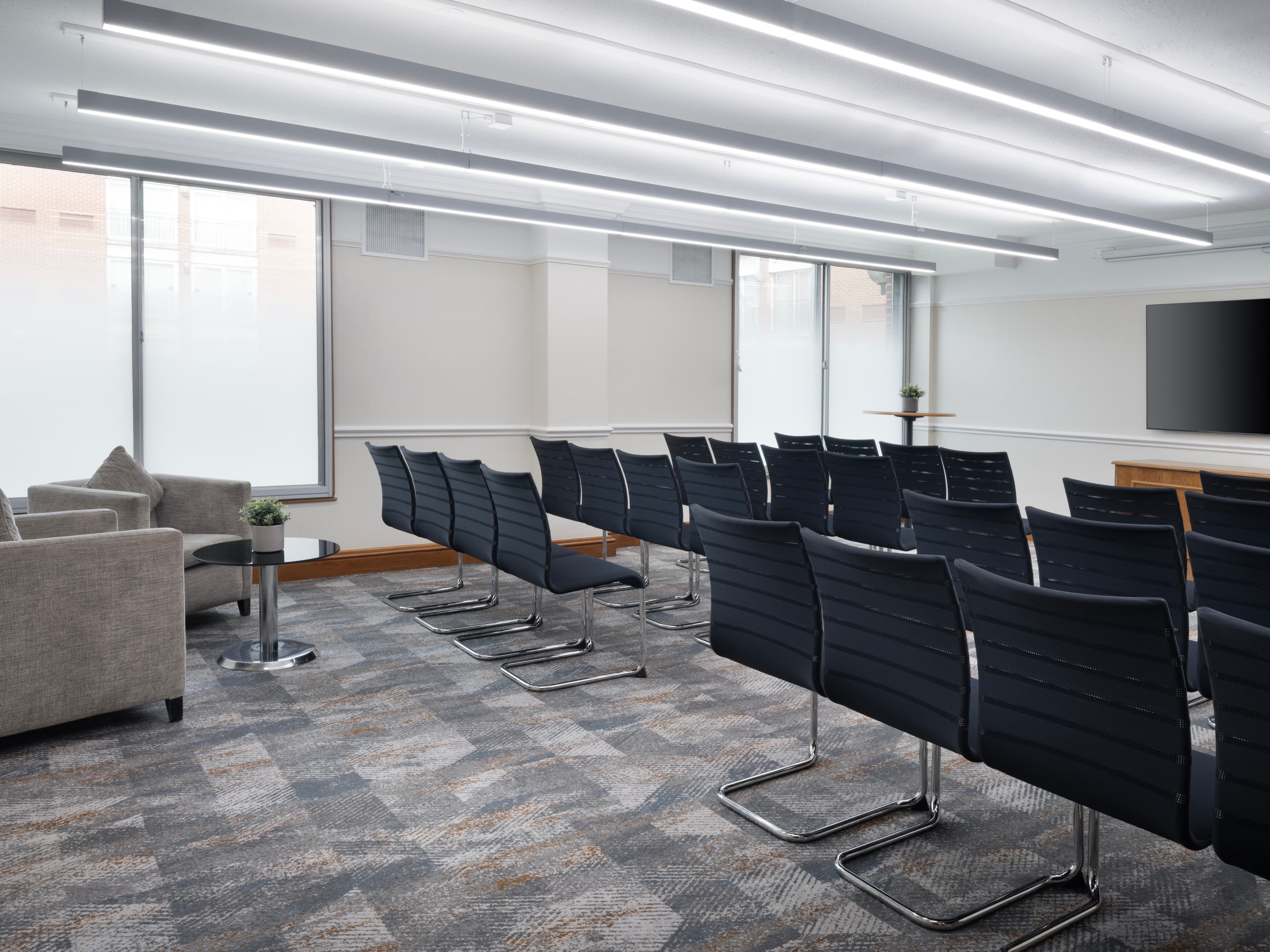 Eton Suite, Delta Hotels By Marriott Heathrow Windsor photo #1