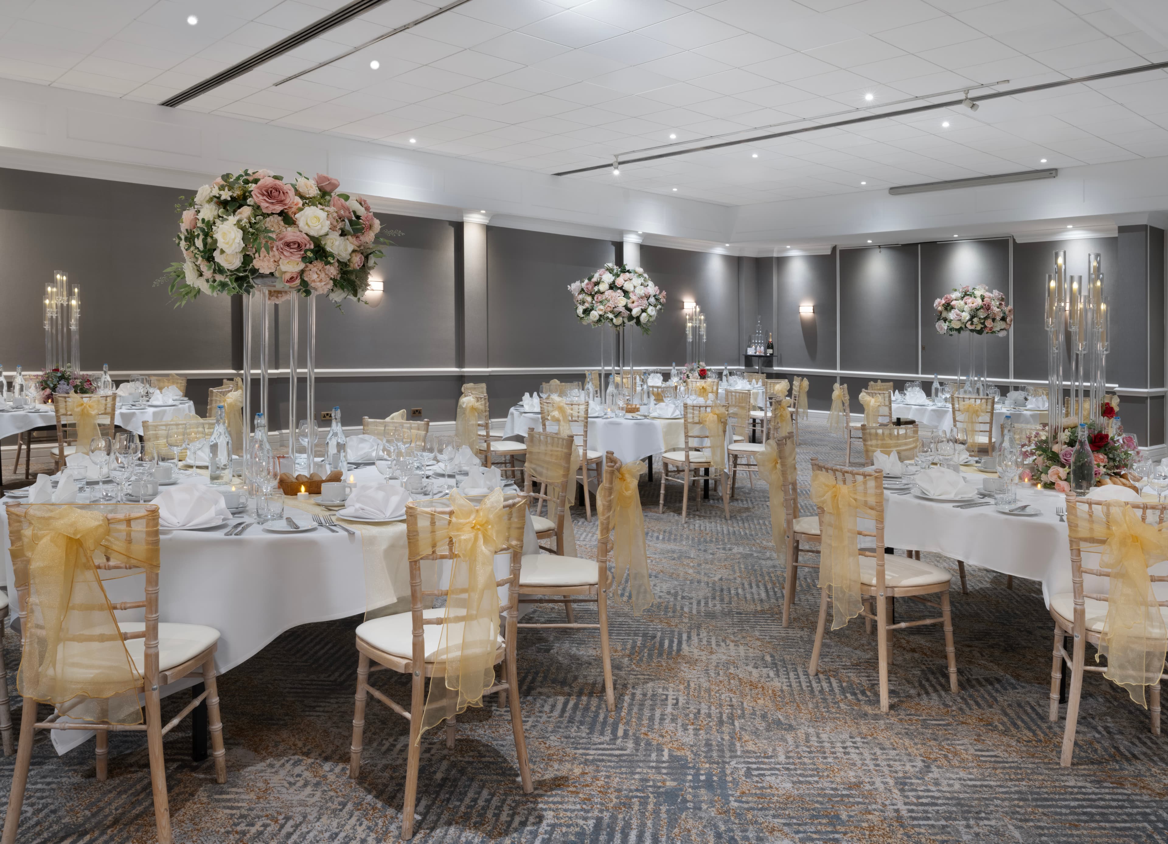 Buckingham Suite (1,2,3), Delta Hotels By Marriott Heathrow Windsor photo #3