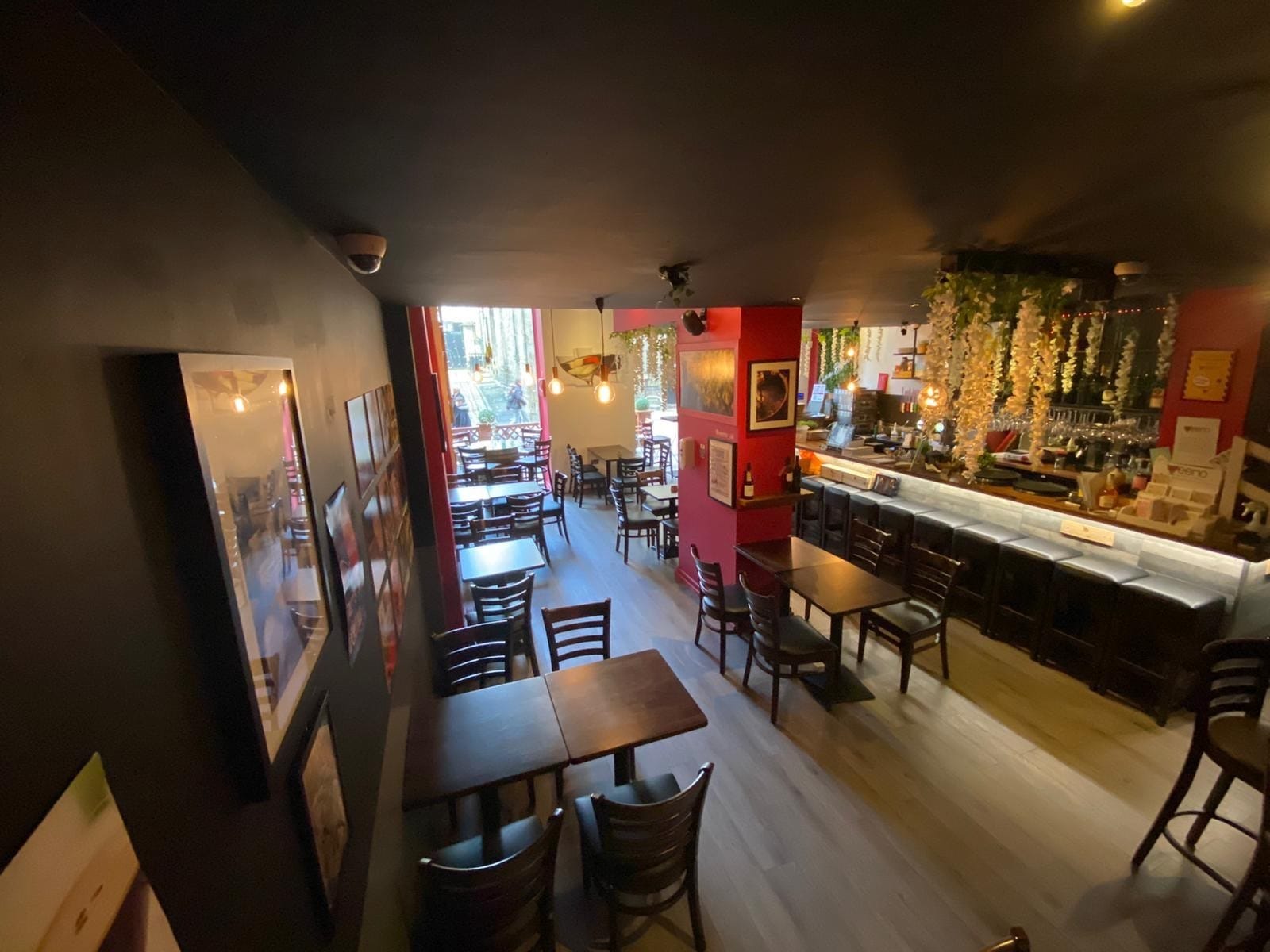 Photo of Veeno Edinburgh Rose Street, Exclusive Hire