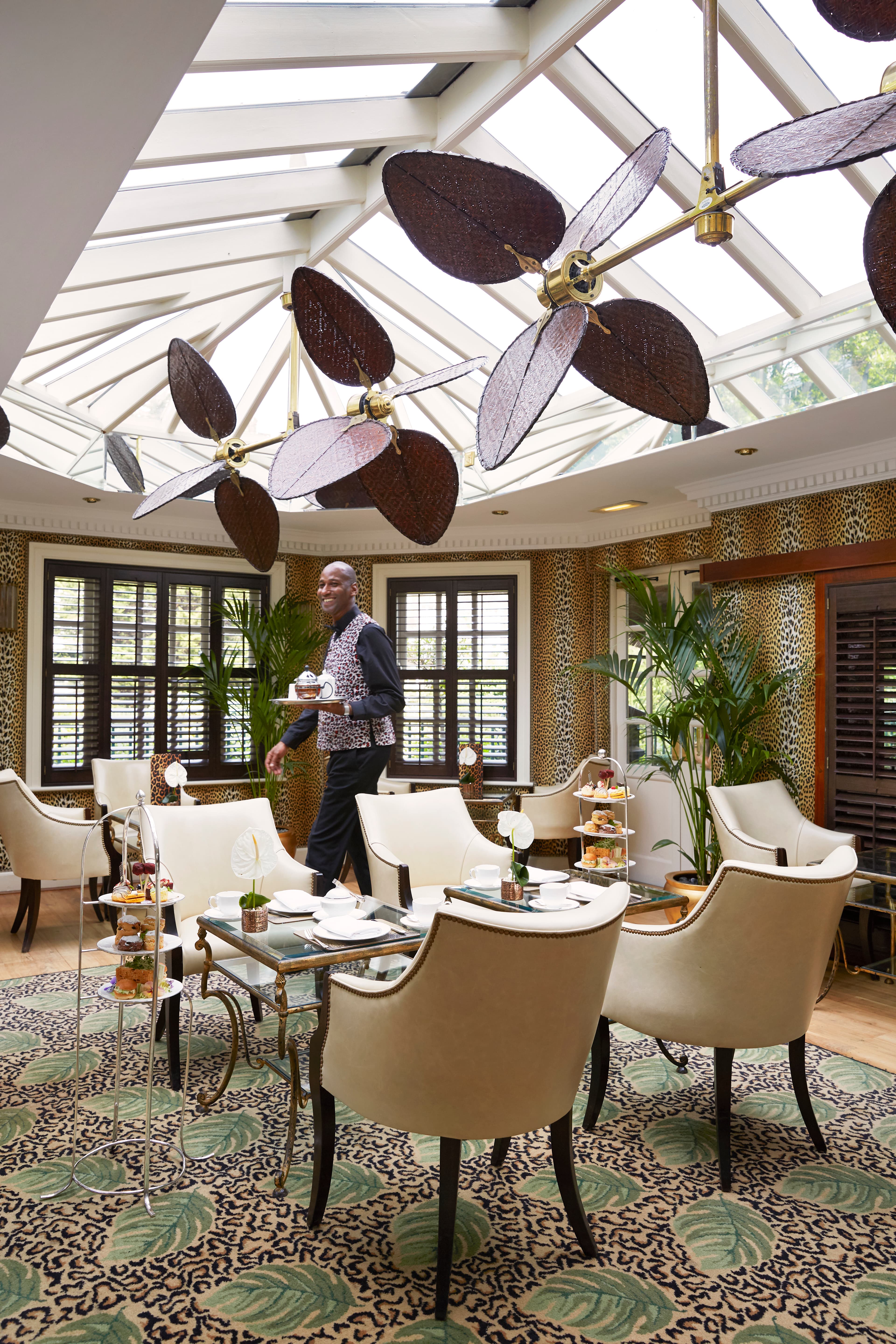 The Montague On The Gardens, Large Conservatory photo #2