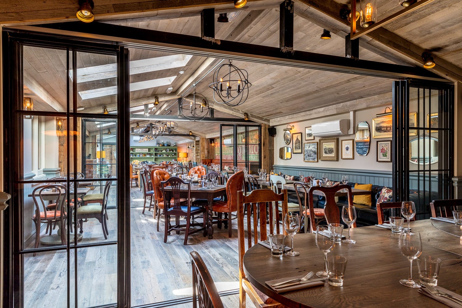 Photo of County Arms, The Belvedere