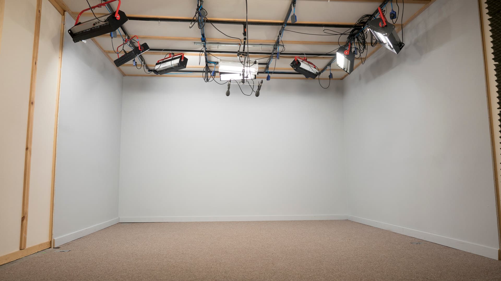 Soundproof Studio, Galleon Studios photo #7