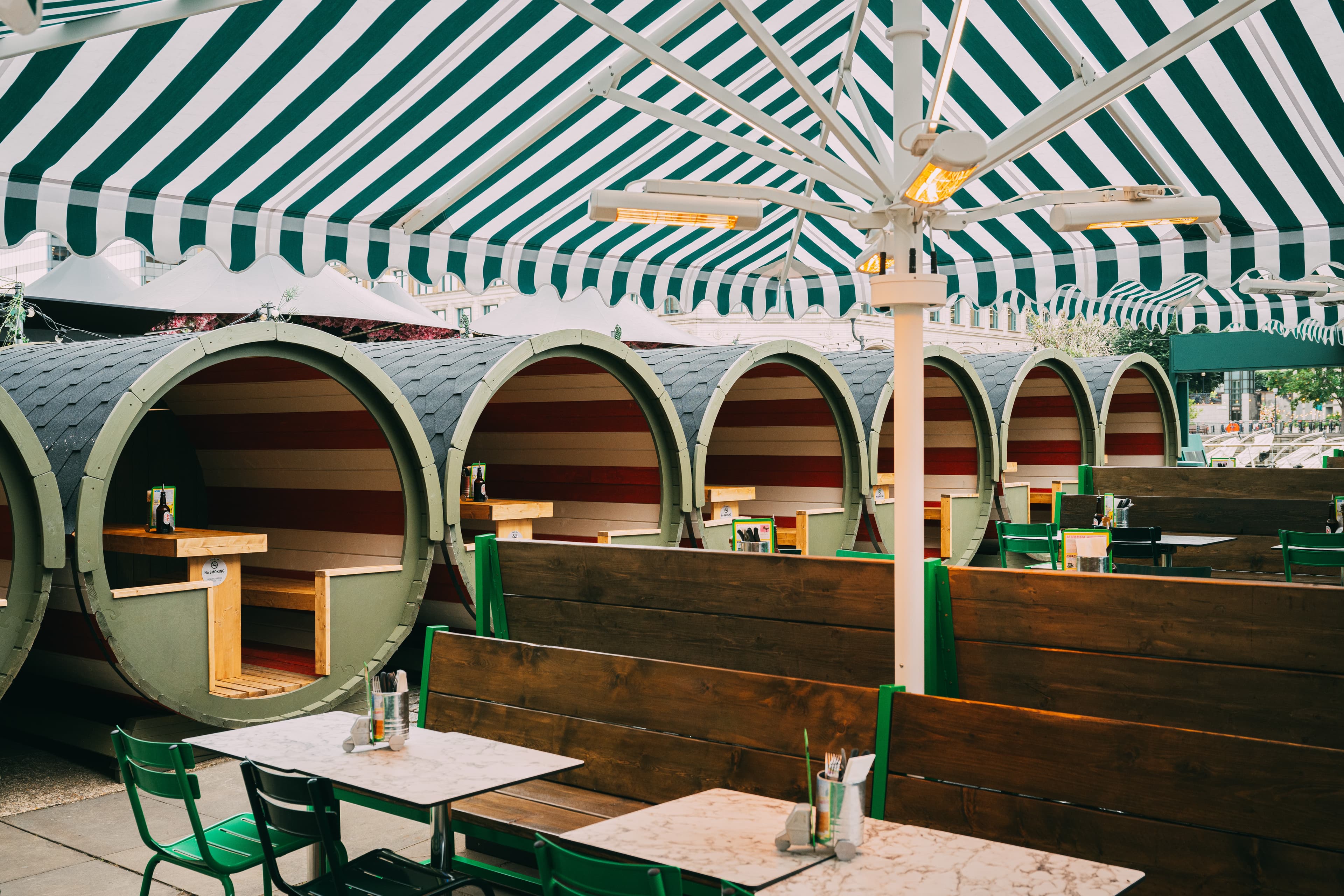 Sunny Quay Side Terrace Summer Parties!, Pizza Pilgrims Canary Wharf photo #3