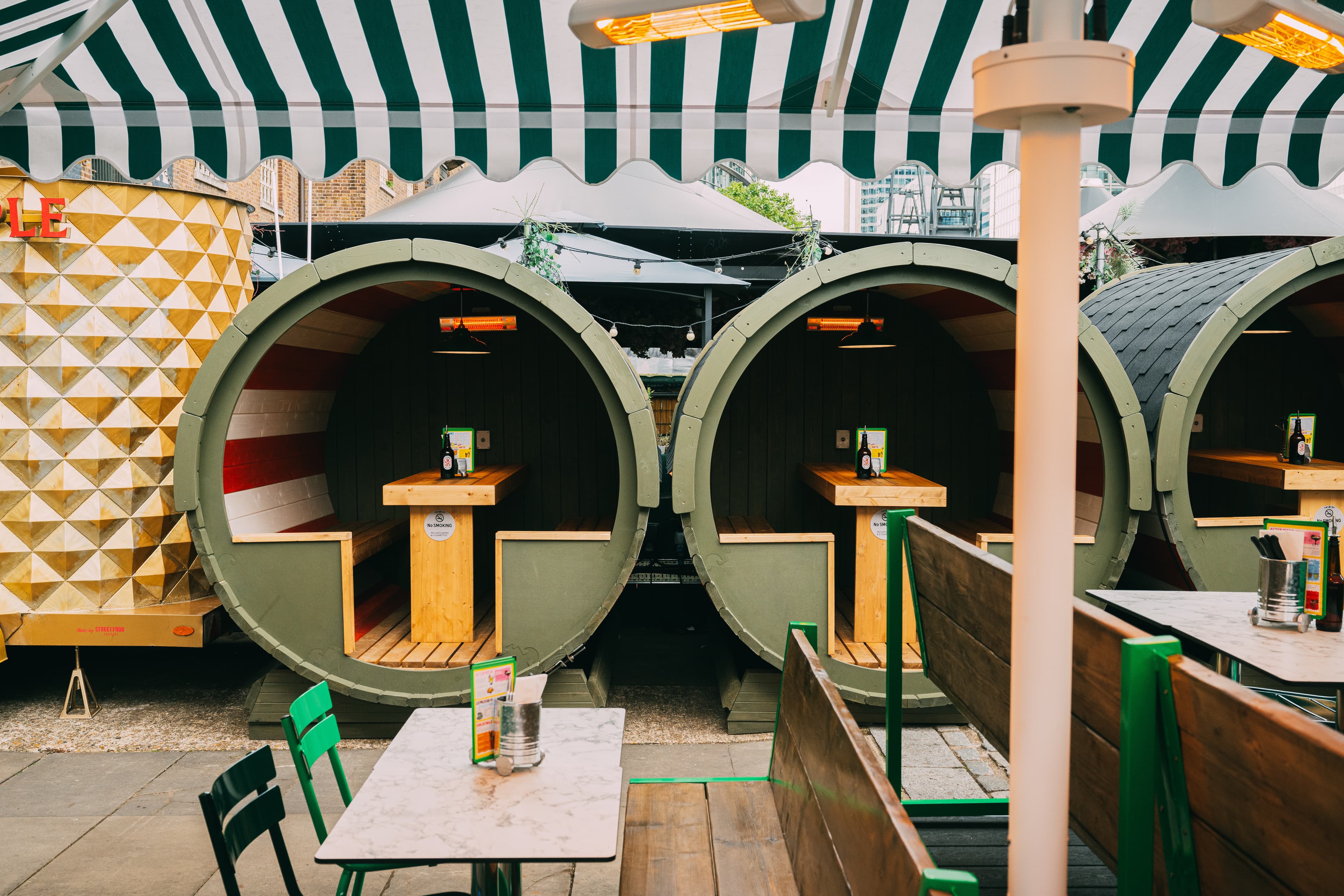 Sunny Quay Side Terrace Summer Parties!, Pizza Pilgrims Canary Wharf photo #7